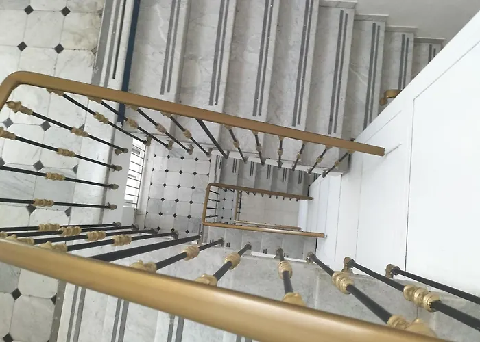 Claridge's Отель Ментона